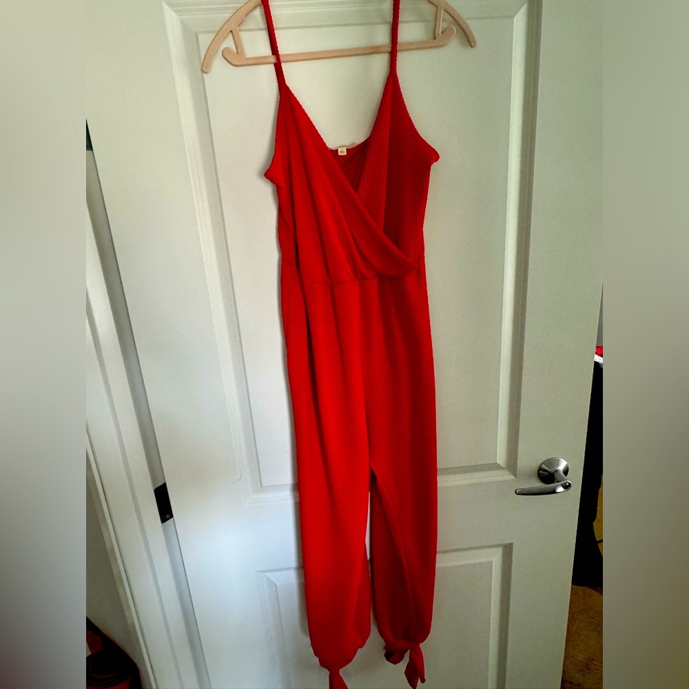 Large romper beautiful color only worn a few times!